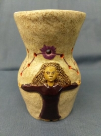 Купить Аромалампа Ведунья от студии-мастерской авторской керамики «Артефакт» в интернет-магазине Роза Мира