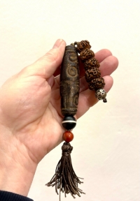 Алтарная бусина Дзи 6 глаз 70 мм. 