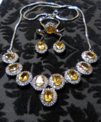 Купить Комплект кольцо,колье,серьги желтый топаз в интернет-магазине Роза Мира