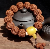 Браслет из рудракши 16 мм. 